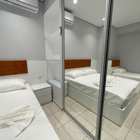 Emerald Inn Apartments Orikum Luaran gambar
