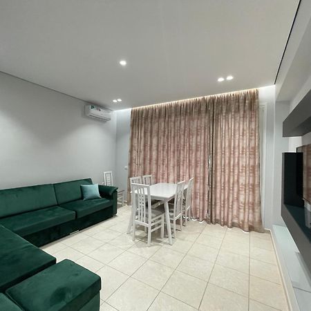 Emerald Inn Apartments Orikum Luaran gambar