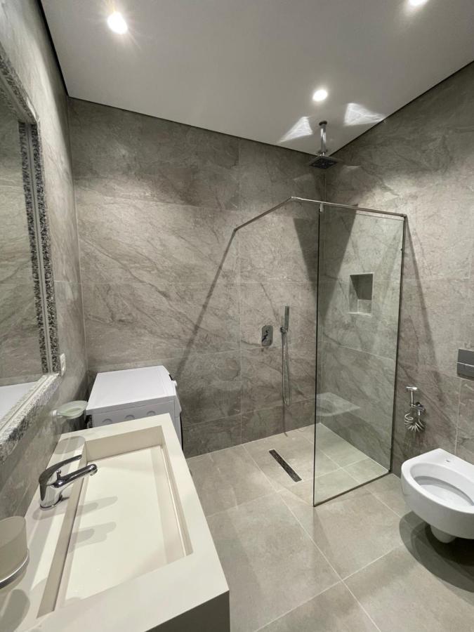 Emerald Inn Apartments Orikum Luaran gambar