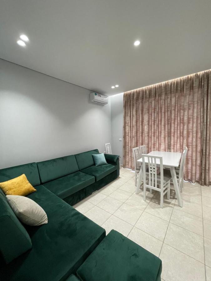 Emerald Inn Apartments Orikum Luaran gambar