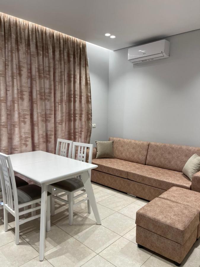 Emerald Inn Apartments Orikum Luaran gambar