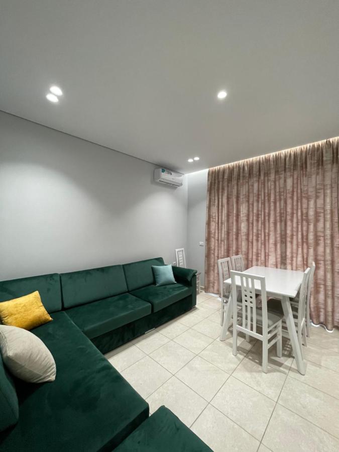 Emerald Inn Apartments Orikum Luaran gambar