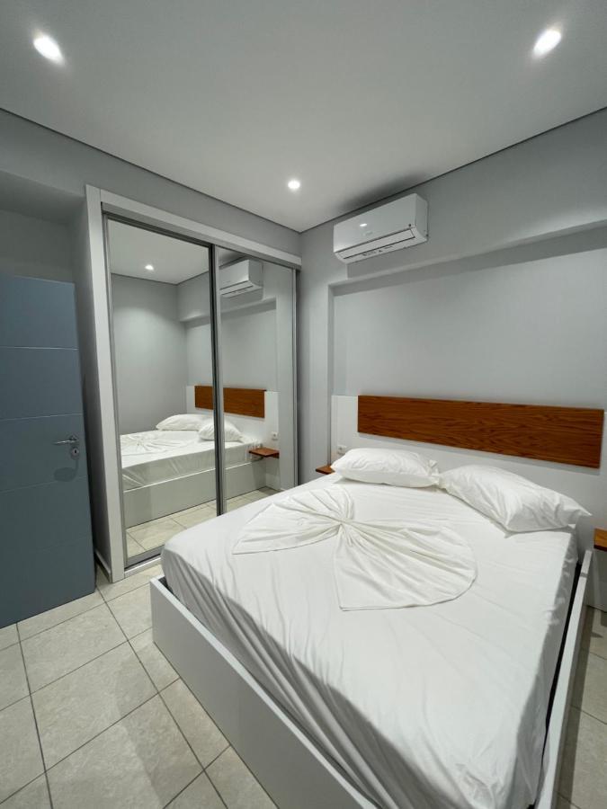 Emerald Inn Apartments Orikum Luaran gambar