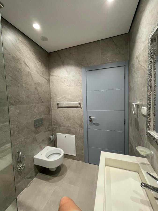 Emerald Inn Apartments Orikum Luaran gambar