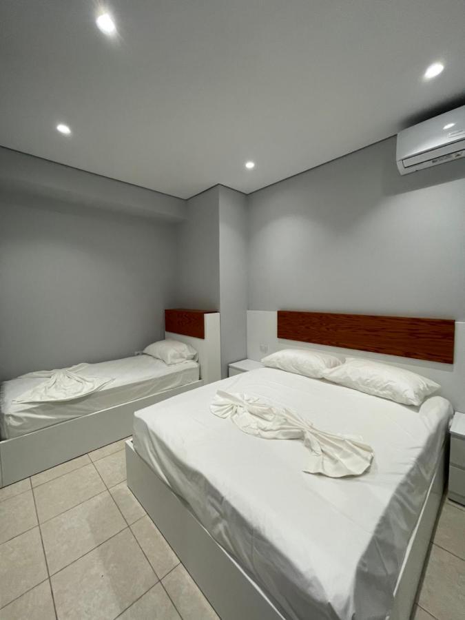 Emerald Inn Apartments Orikum Luaran gambar