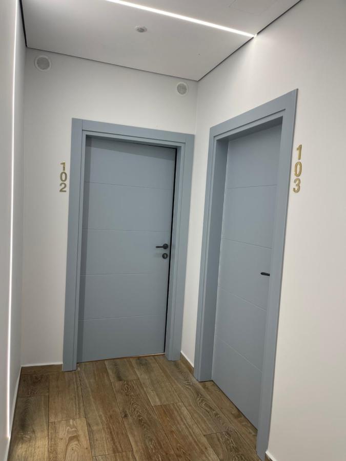 Emerald Inn Apartments Orikum Luaran gambar