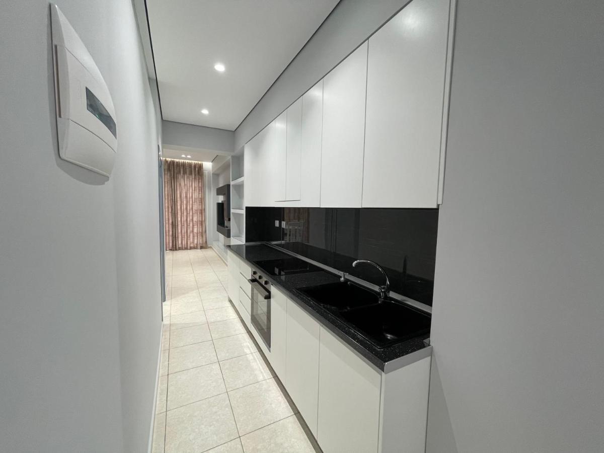 Emerald Inn Apartments Orikum Luaran gambar